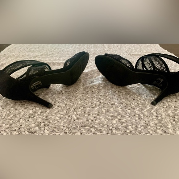 FIONI Clothing Black Lace Heels Payless  Shoes NWOT - Size 8 - Picture 4 of 11